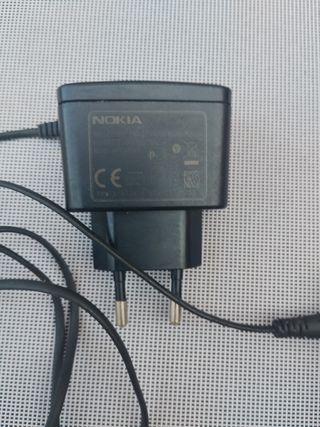 Teléfono Nokia sencillo