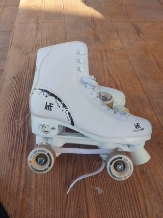 PATINES  CUATRO RUEDAS