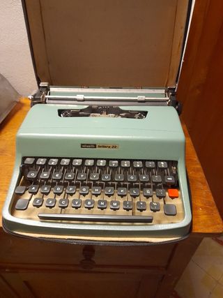 Una Máquina de escribir antigua