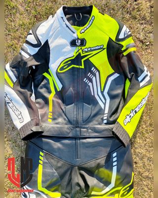 TRAJE DE MOTO PERSONALIZADO Y A MEDIDA