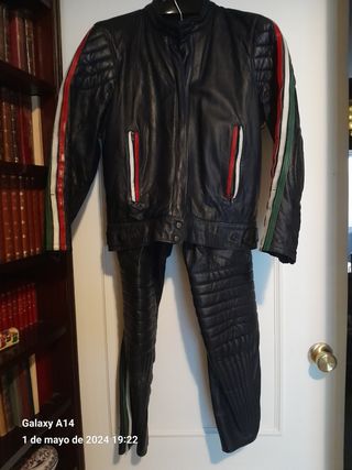 Mono motorista mujer