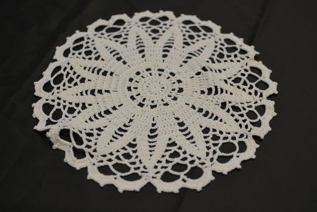 Centrino sottopiatto fatto a mano diametro 26