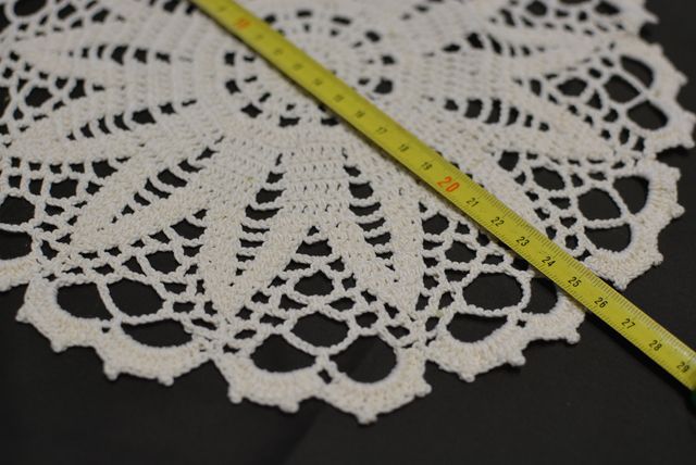 Centrino sottopiatto fatto a mano diametro 26