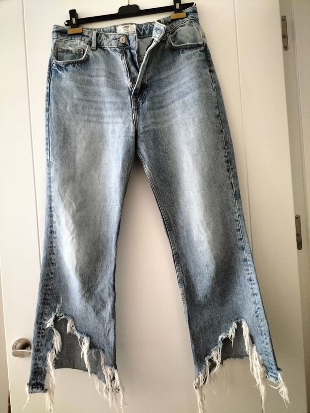 pantaloni in jeans