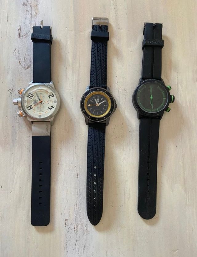Trío de relojes fantasía