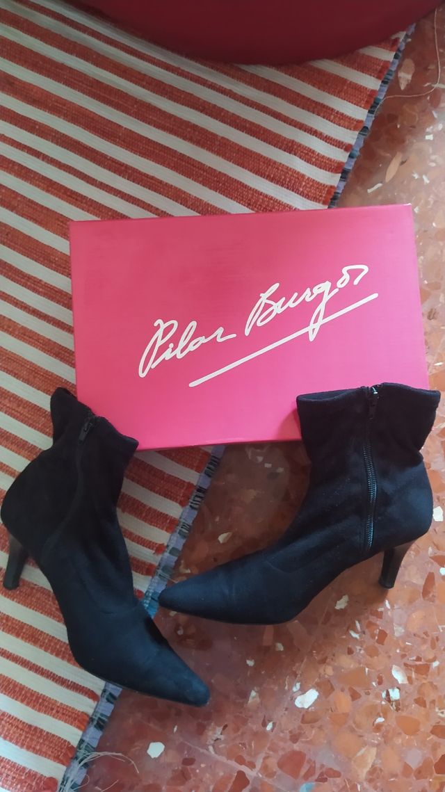 Botines de ante con cremallera para mujer