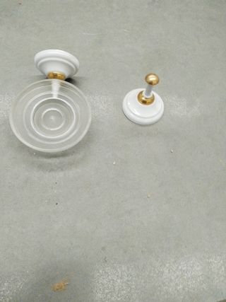 Juego accesorios de baño blanco oro