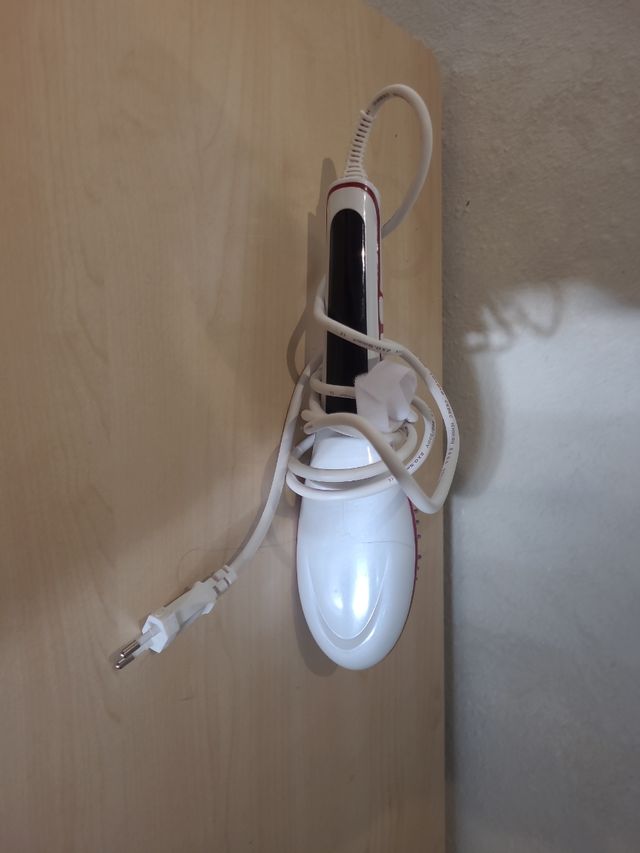 Cepillo alisador se regala plancha pelo