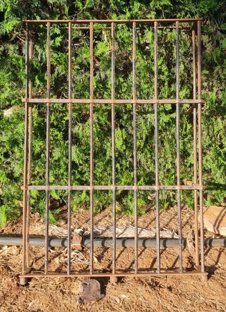 2 Vecchie grate di ferro