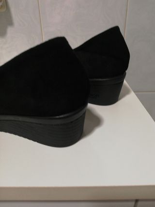 Zapatos mujer antelina negros nuevos.