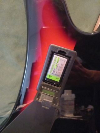 Bajo activo jackson FS3Q con pastillas EMG