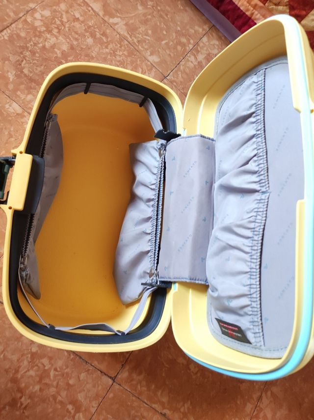 NECESER RÍGIDO RONCATO