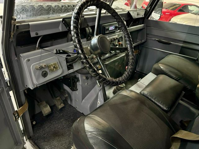 Land Rover Militar  Santana 109 3500cc 1985