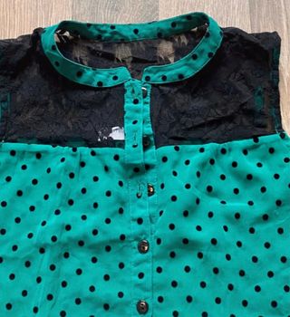 Blusa sin mangas encaje talla XS