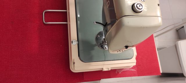 Máquina coser Portátil Alfamatic 109 con maletín