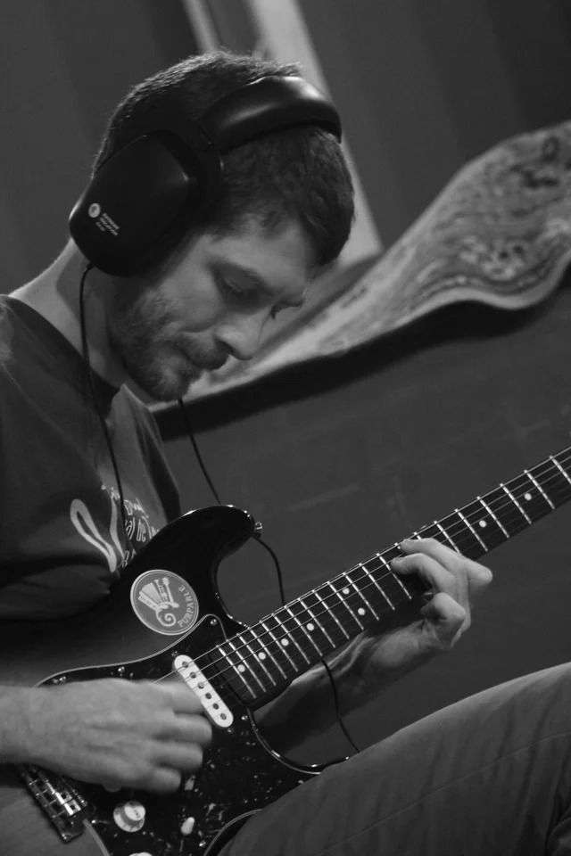 CLASES DE GUITARRA ONLINE