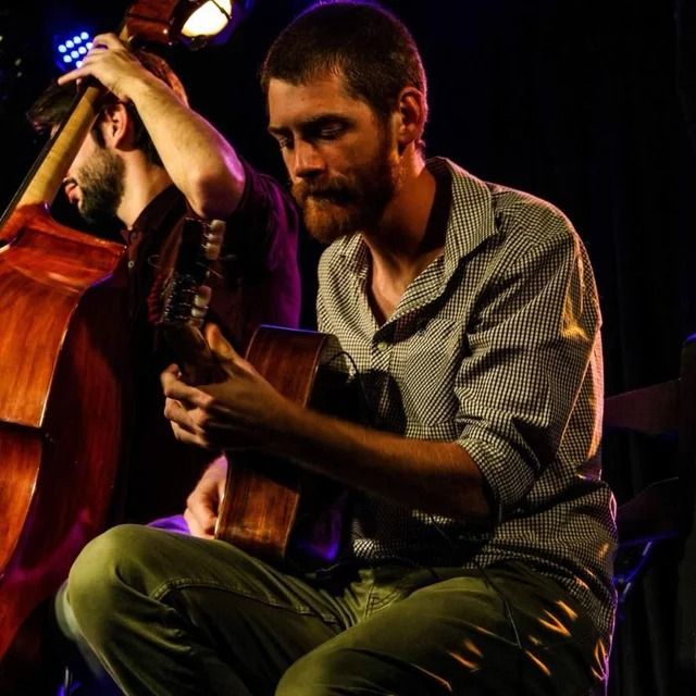 CLASES DE GUITARRA ONLINE