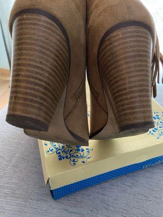 Botines talla 37