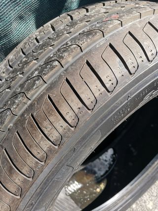 Neumatico PIRELLI 235.60. 18,, solo 1,,