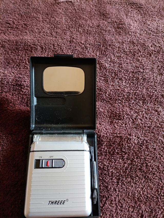 Afeitadora de bolsillo