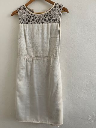 Vestido corto de invitada