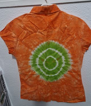 Camisa naranja hippie