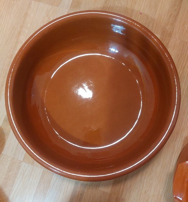 Lote 4 cazuelas de barro