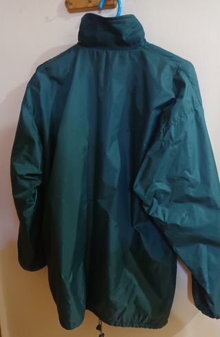 Dos chaquetas de hombre