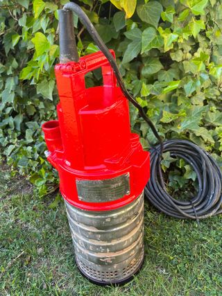 BOMBA SUMERGIBLE DE GRAN CAPACIDAD