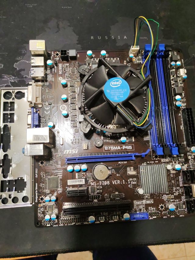 PLACA BASE MSI  B75MA-P45 1155 I5 3570 DDR3