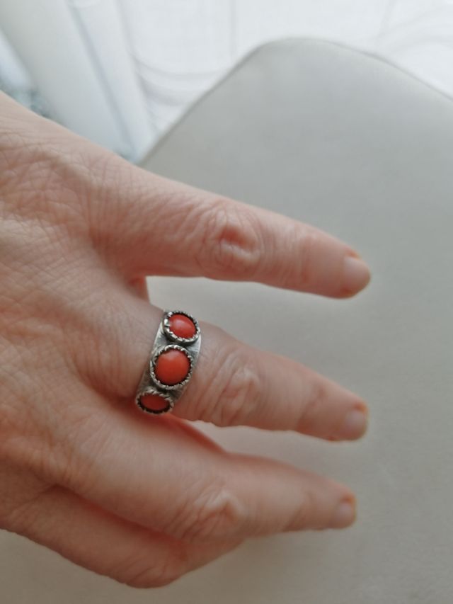 Anello corallo mediterraneo