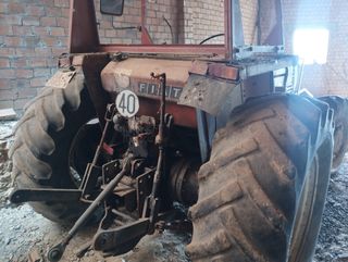 Tractor Fiat 780e