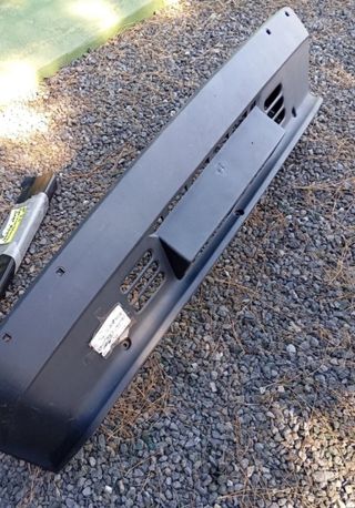 2 Parachoques delantero Seat Ronda