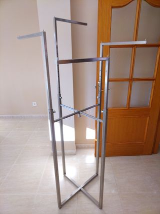 Expositor para ropa 