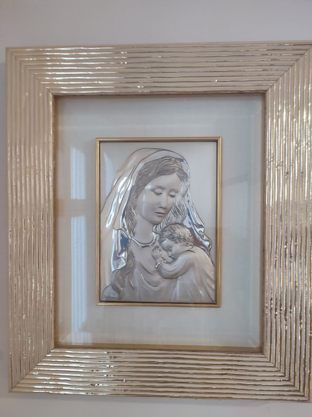 Virgen y cristo de la marca romar