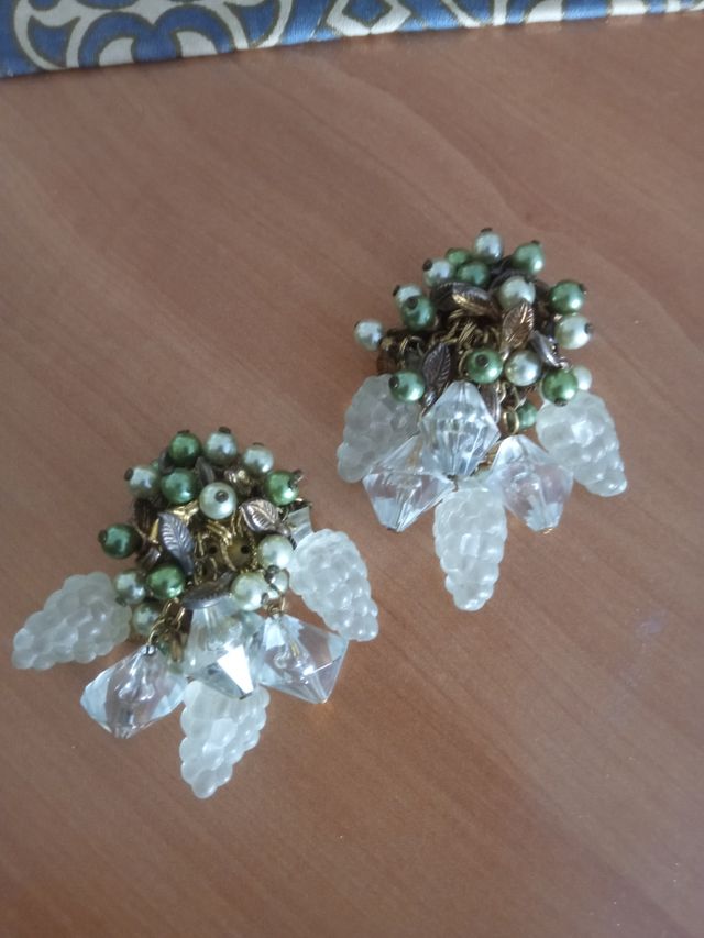 Pendientes de racimo