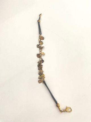 Pulseras y pendientes