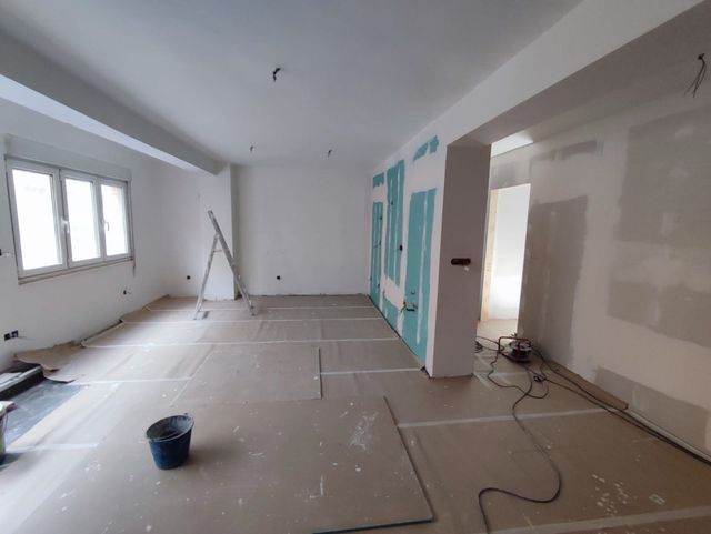 Empresa de reformas y albañilería 