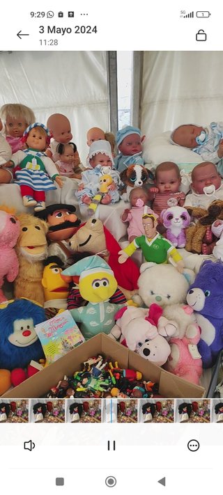 Bratz y otras muñecas