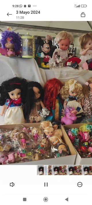 Bratz y otras muñecas