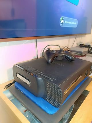 Xbox 360 elite + M0d hard disk