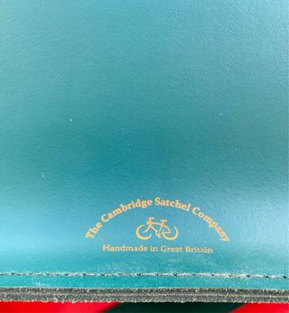 Preciosa cartera cocinero/bartender