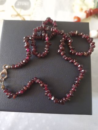 Pulseras  y collar piedras naturales 