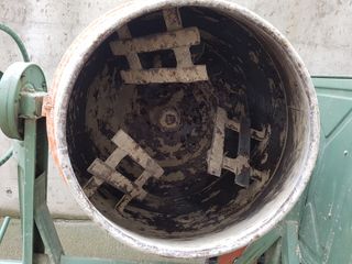 Hormigonera Umacon U 200.