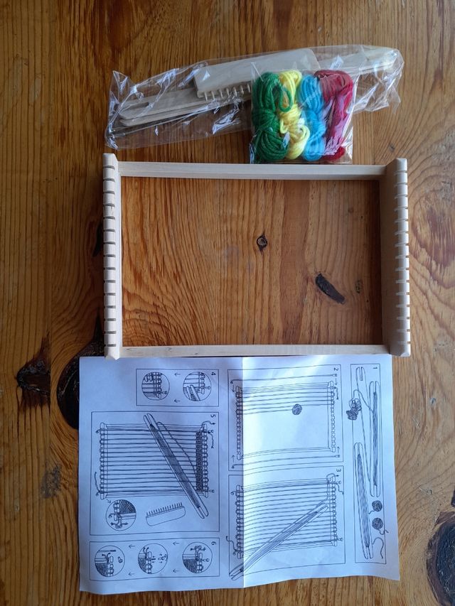 Telar de iniciación con instrucciones