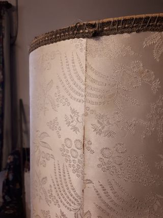 Lámpara de pie antigua