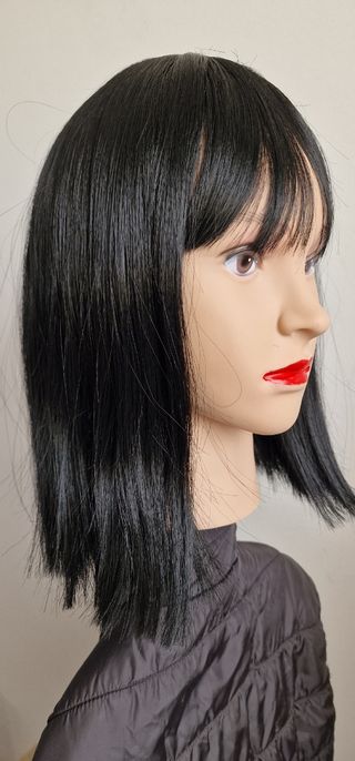 Peluca negra corte lisa