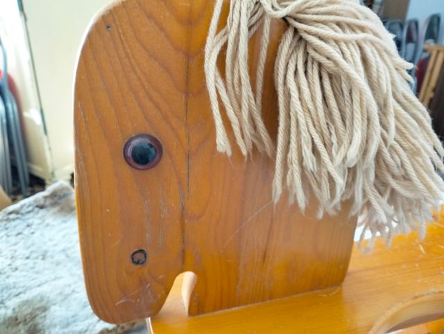 Caballito de madera