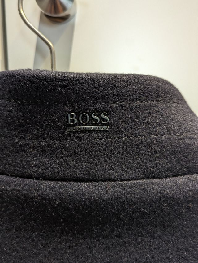 Chaqueta paño Hugo Boss. Estilo biker