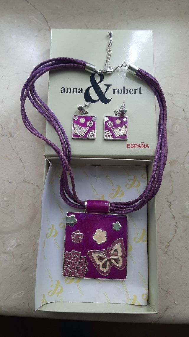 Colgantes y pendientes